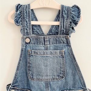 🎀Gap Toddler Scalloped Overalls
